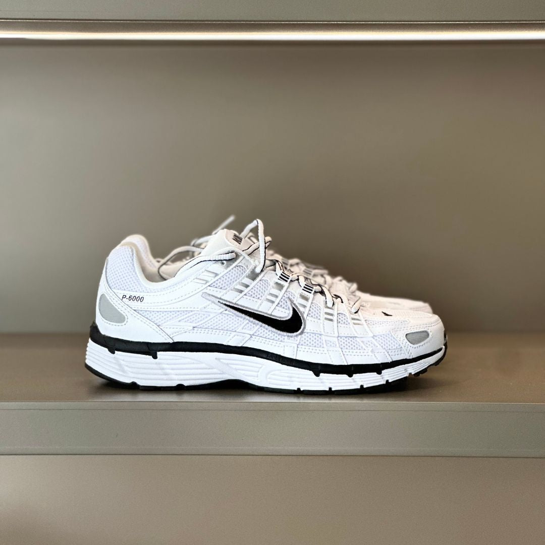 NIKE P -6000